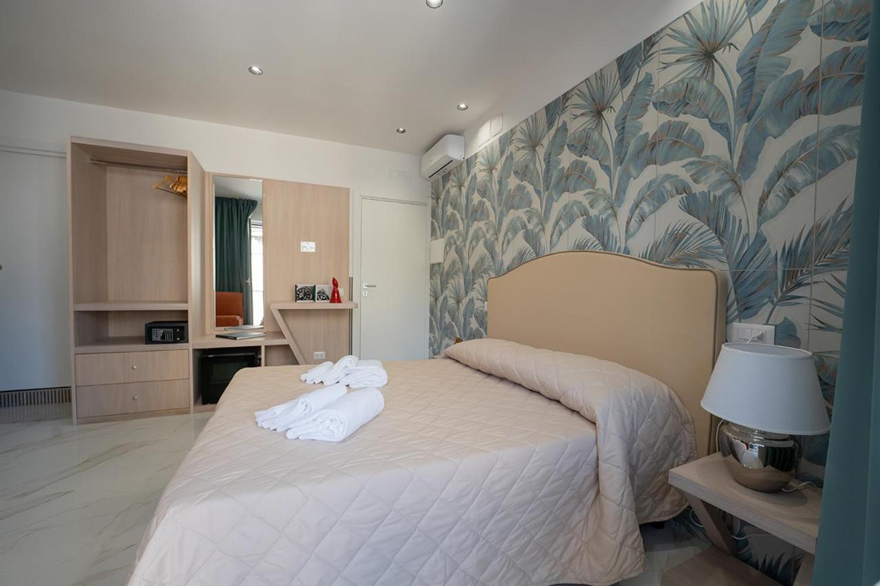 Cla.Pa H. Group - Dislocated Hospitality Hotell Neapel Exteriör bild