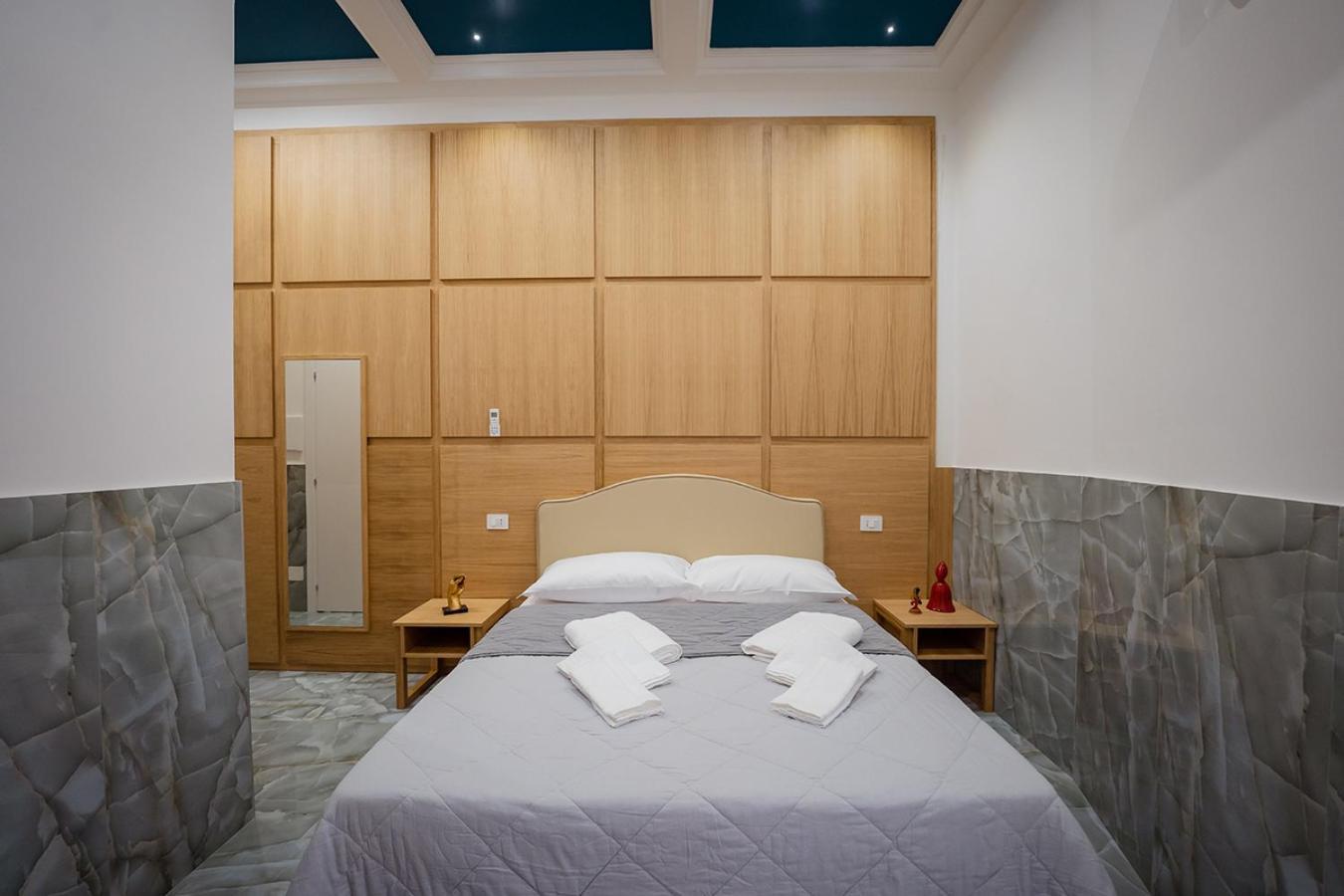 Cla.Pa H. Group - Dislocated Hospitality Hotell Neapel Exteriör bild