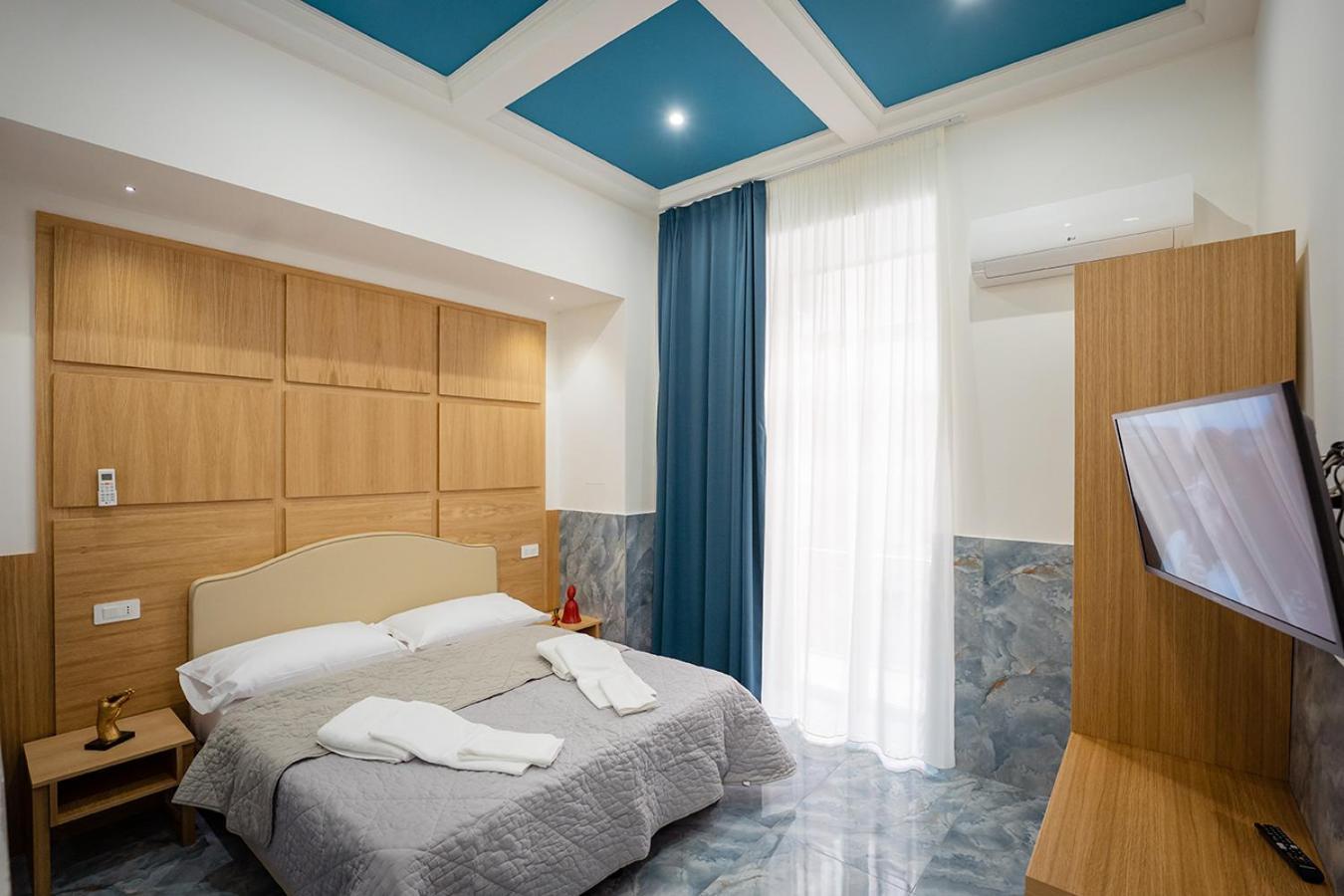 Cla.Pa H. Group - Dislocated Hospitality Hotell Neapel Exteriör bild